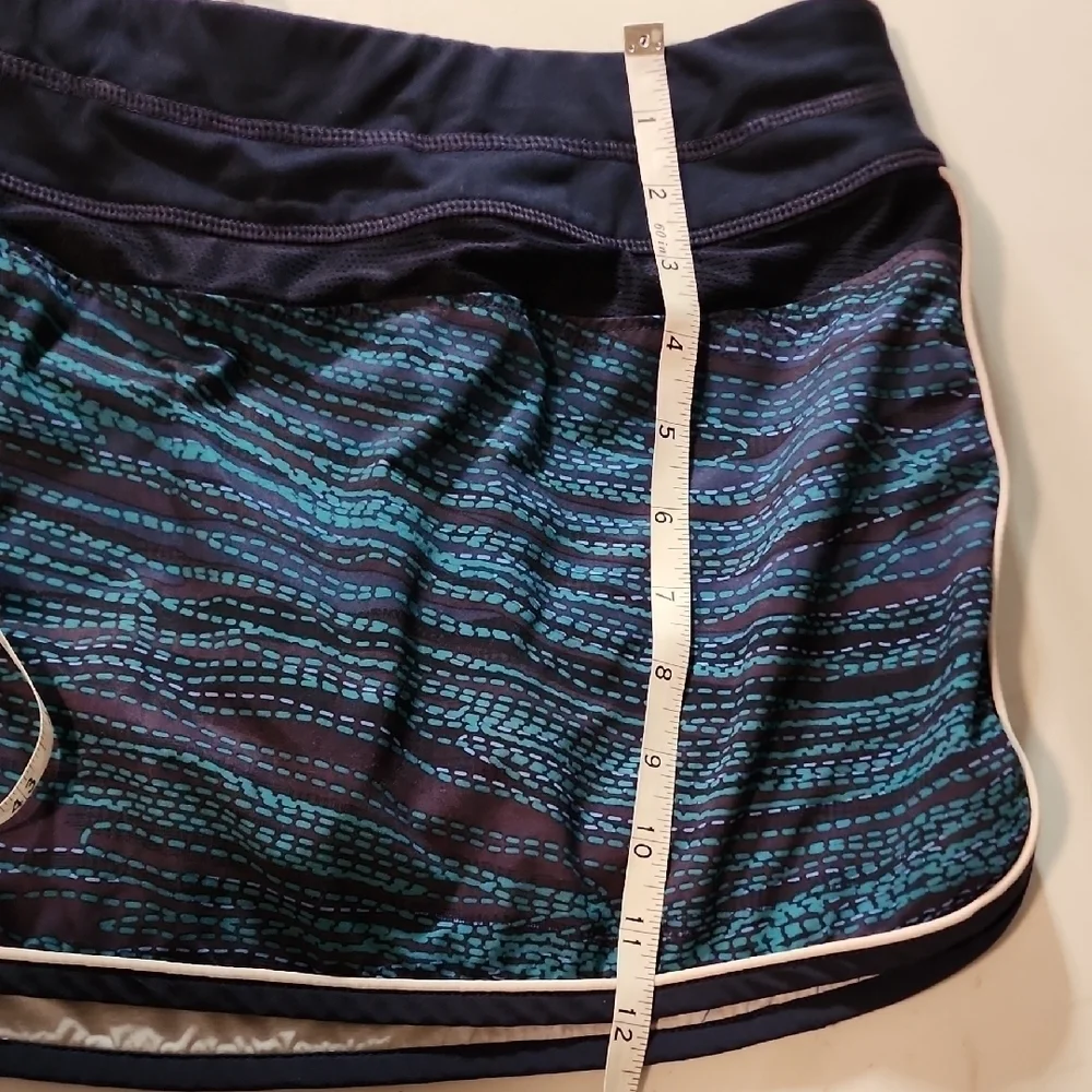 Athleta Navy and Teal Skort